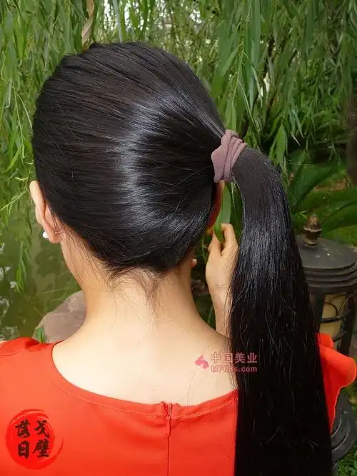 新增湖边美女剪长发高清图片(36) 剪发_中国长发