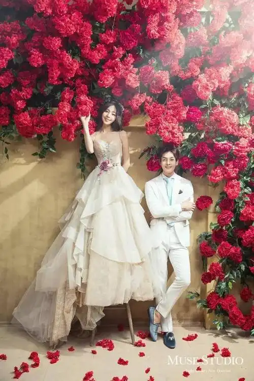 60对最萌身高差新人,解锁拍婚纱照的n种姿势,美炸天了!