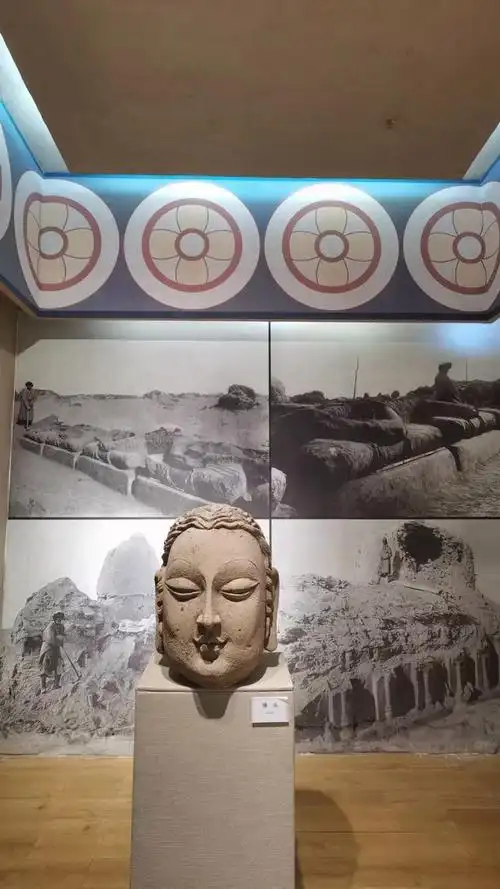 若羌楼兰博物馆,艾肯泉,茫崖翡翠湖,青海湖,西宁市,兰州市