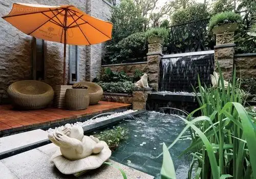 2018别墅客厅东南亚装修实景图片欣赏