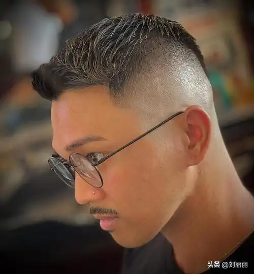 脸大脸宽的男生适合什么发型图片,脸胖的男生留这25款短发也很帅!