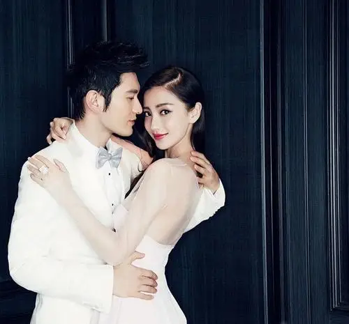 黄晓明angelababy甜蜜婚照图片
