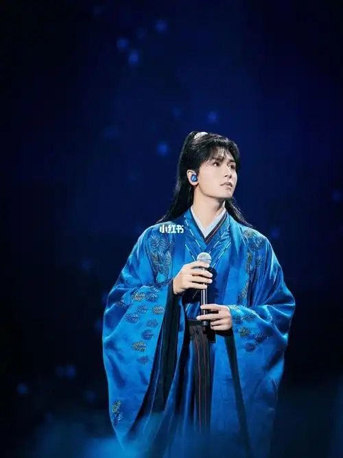 演唱会_张哲瀚_p图_宝藏男孩张哲瀚_娱乐_明星娱乐资讯