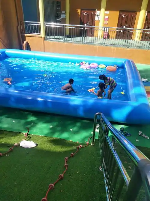 写美篇儿童游泳的好处   1,游泳这一复杂动作是在大脑支配下完成的