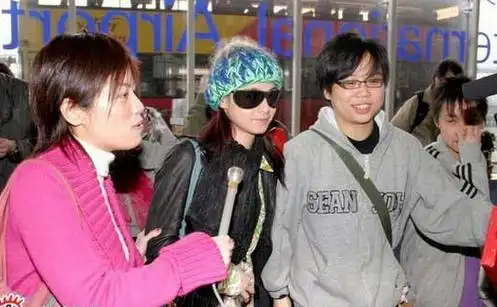 回顾郑中基下坡情史38岁官宣婚讯当天离婚49岁爱上5位港圈神颜