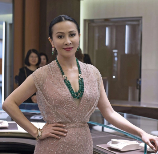 年过半百依旧风韵十足的6大女星:第3位你能看出她已经50岁了吗?