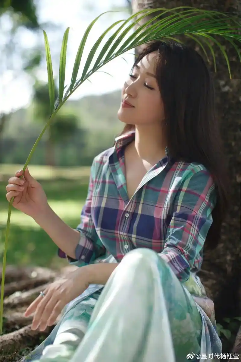 杨钰莹 #美出高级感 #清纯甜美 你是我心中永远的女神 - 抖音