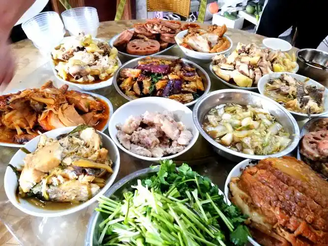 那林镇一桌有爱的创新家常菜