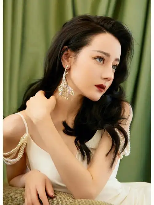 迪丽热巴最新大图