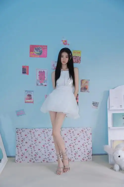 张艺凡0210生日快乐##张艺凡纯白梦幻生日大片