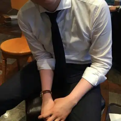 半身男身体部位头像