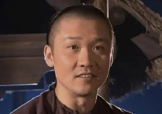 《大宅门》饰演黄立的演员叫什么?