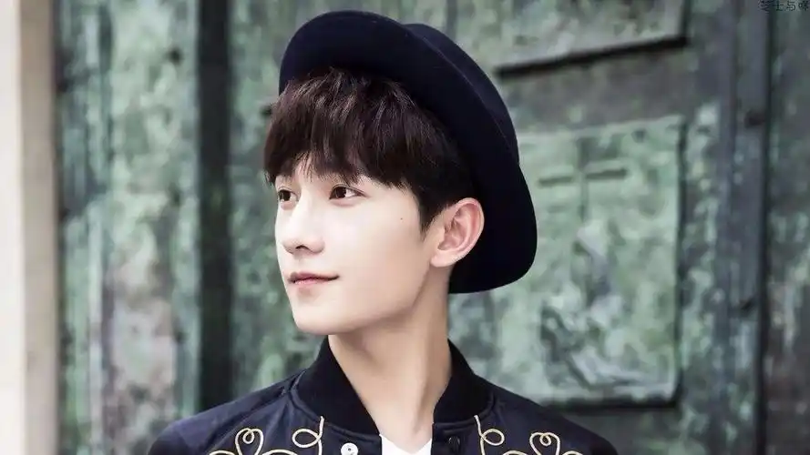 精致帅气的帅哥男明星,谁最可以迷住你的心