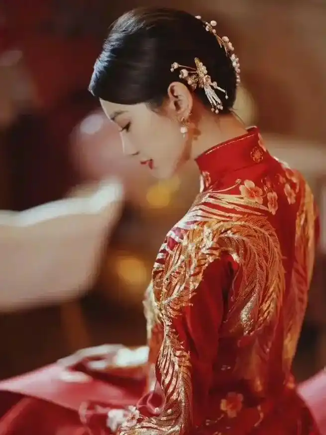 第 47 集|毛晓彤的中式婚礼剧照,分享给备婚的你们  照片 - 抖音