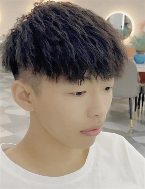 今年超火的锡纸烫 烫完立马变男神_男生烫发 - 美发站