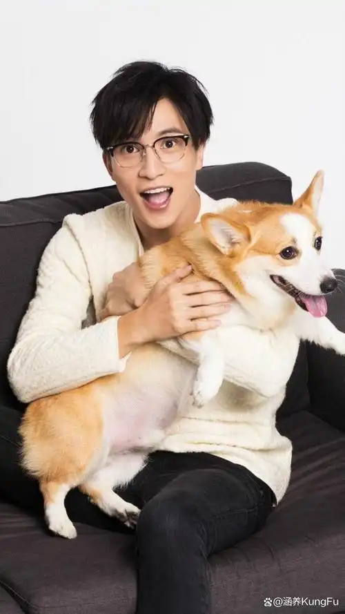 根据最新一季的《中国好声音》官方公告,薛之谦确实作为嘉宾加盟了该