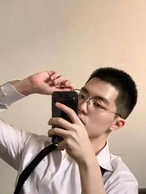 靓仔都在留这10款发型!