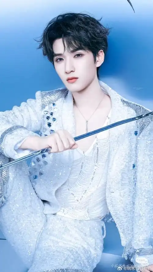 严浩翔##严浩翔这是我的岛##严浩翔 养成系rapper之光