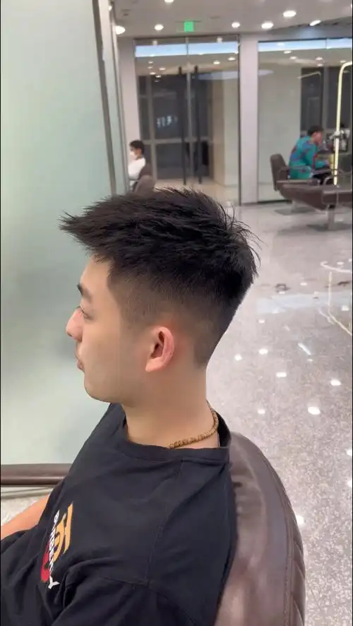 自然渐变男士短发前次