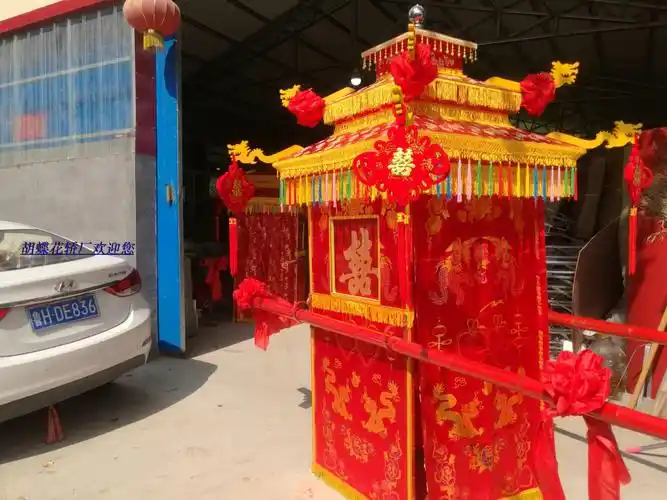 婚庆道具大花轿八抬中式婚礼龙头轿子三层顶喜轿婚轿蝴蝶花轿直销