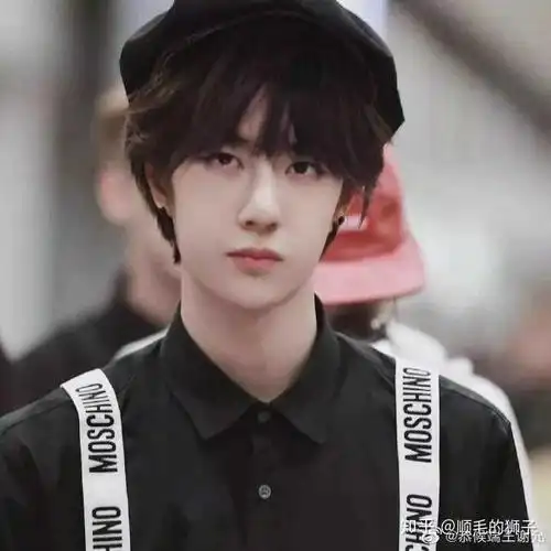 王一博哪张照片看了让你有非分之想哒?