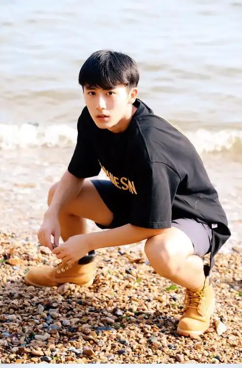 科班大帅哥郝富申