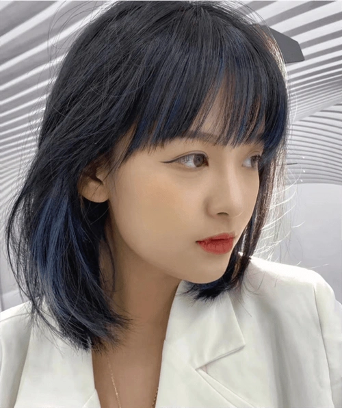 超火短发线条染造型,非常酷炫个性,吸睛力百分百