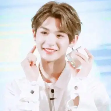 黄明昊头像图片大全高清帅气的黄明昊头像高清