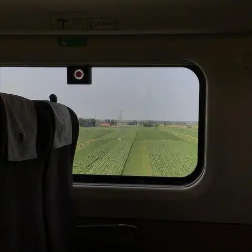 高铁窗景