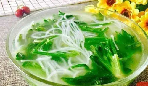 周三午餐:菠菜粉丝汤