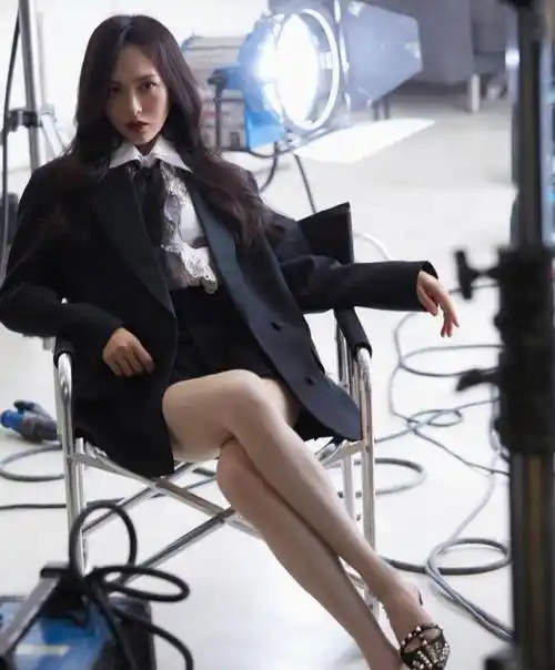 唐嫣气质真绝了!