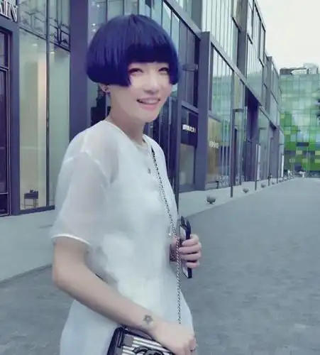 【图】高晓松前妻夕又米否认出轨 与郭碧婷亲密照被疑同性恋