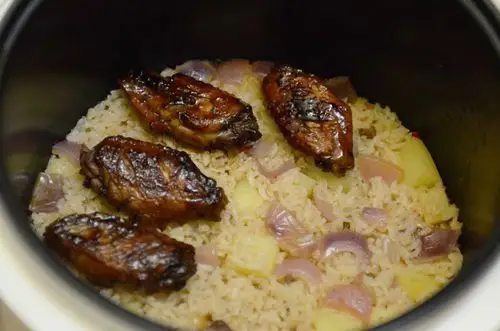 可乐鸡翅焖饭#美的初心电饭煲