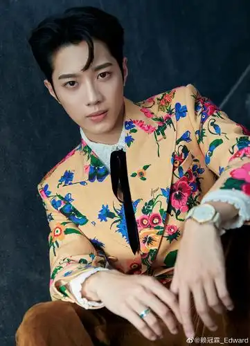 赏丝觉得赖冠霖好看吗