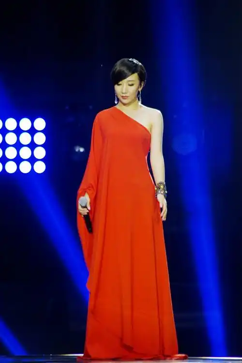 梦》是知名独立音乐人 a target="_blank" href="/item/孟楠/6489050"