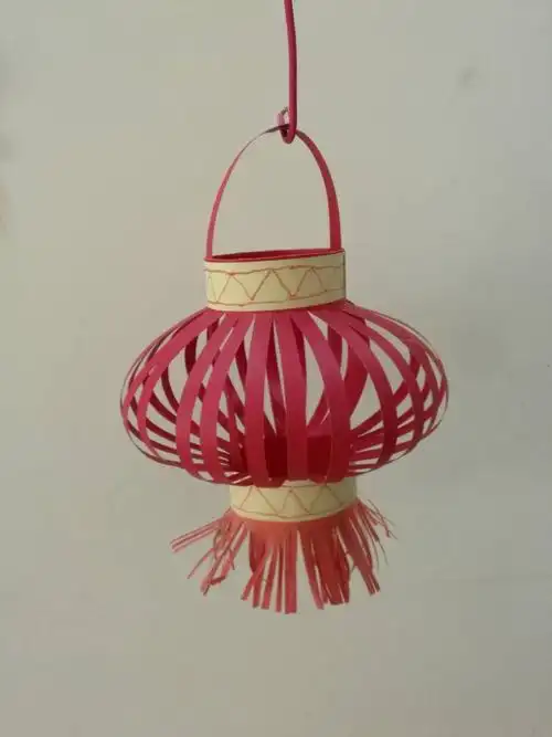 "巧手做灯笼 传承中华情"——人民大道小学六年级学生数学专题性研究