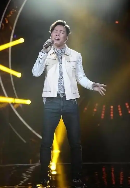 除了颜值,什么都比较优秀的胡彦斌,撕开了很多人的"遮羞布"!