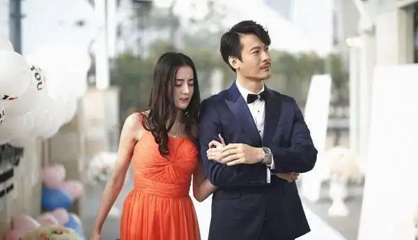 克拉恋人霸道总裁与碎嘴明星沈东军给了高雯独一无二的偏爱