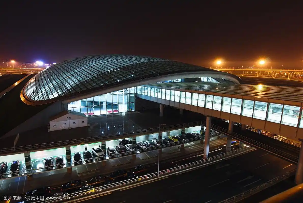 首都机场新航站楼夜景