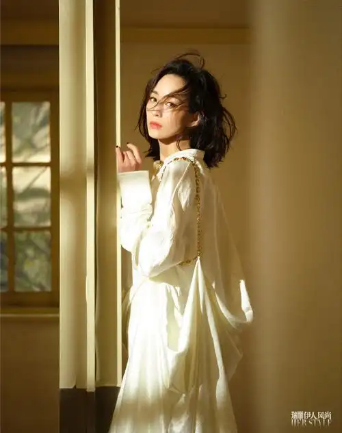 张钧甯瑞丽开年封面##张钧甯新年的第一缕光