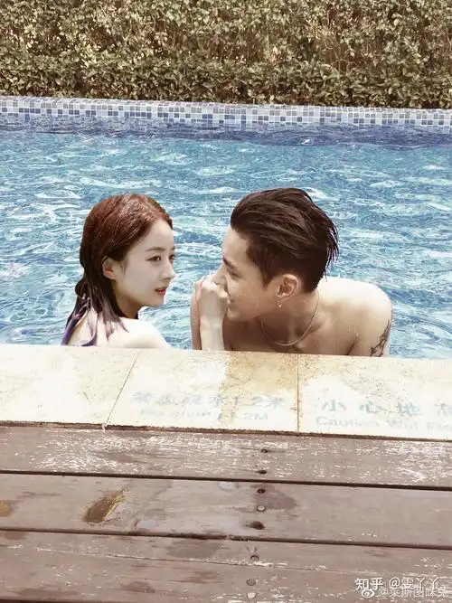 吴亦凡和赵丽颖会在一起吗