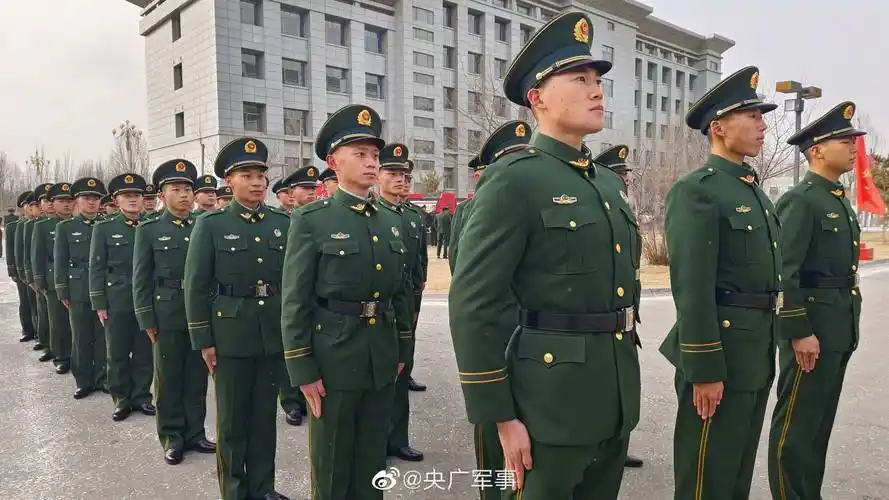 武警1200余名新战士入列