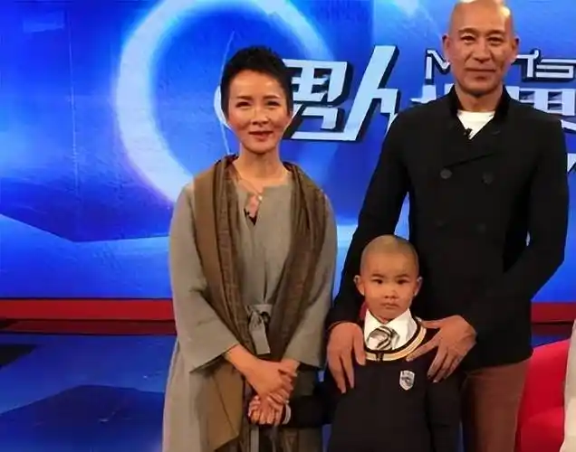 演员谢兰:和丈夫坚持丁克12年愁坏婆婆,41岁意外得子全家乐开怀_石