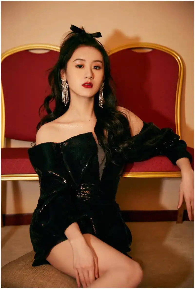 袁冰妍涉嫌逃税被罚款 袁冰妍涉嫌逃税被罚款,引发舆论关注.