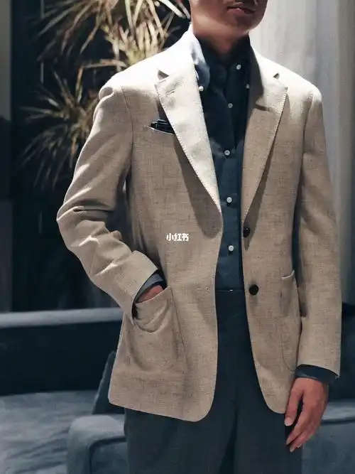 ootd米色丝毛麻西装搭配