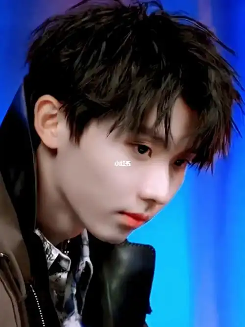 马嘉祺老公的眼神好帅害羞的样子好可爱