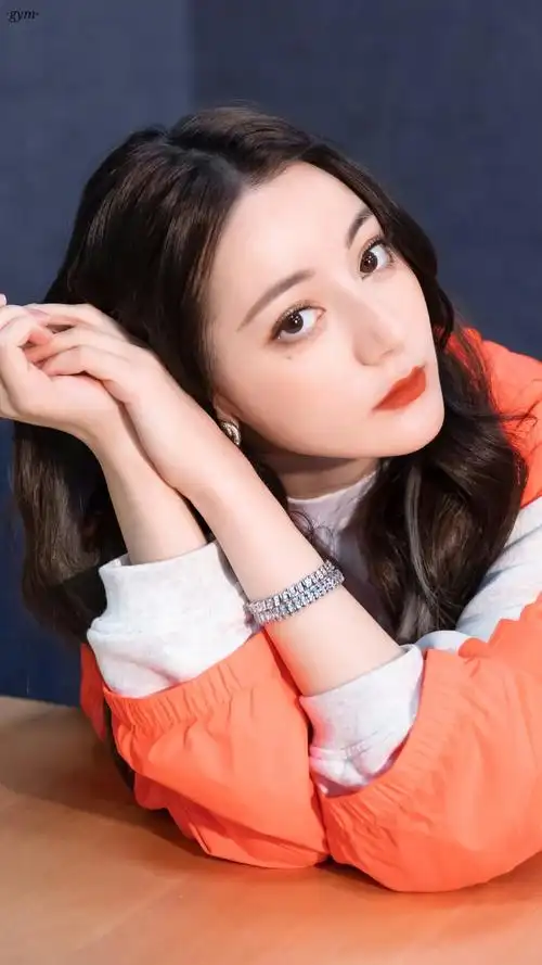 迪丽热巴创造营壁纸