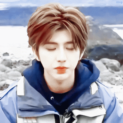 蔡徐坤动图霸气 - 堆糖,美图壁纸兴趣社区