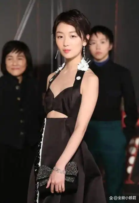 镜头前美若天仙,真人黑瘦干瘪,"上镜脸"的女星反差有多大?