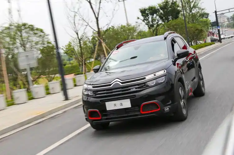 试驾天逸c5aircross设计大胆质感好评智能化水平有待提高